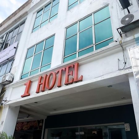 1 Hotel Taman Connaught Kuala Lumpur Zewnętrze zdjęcie
