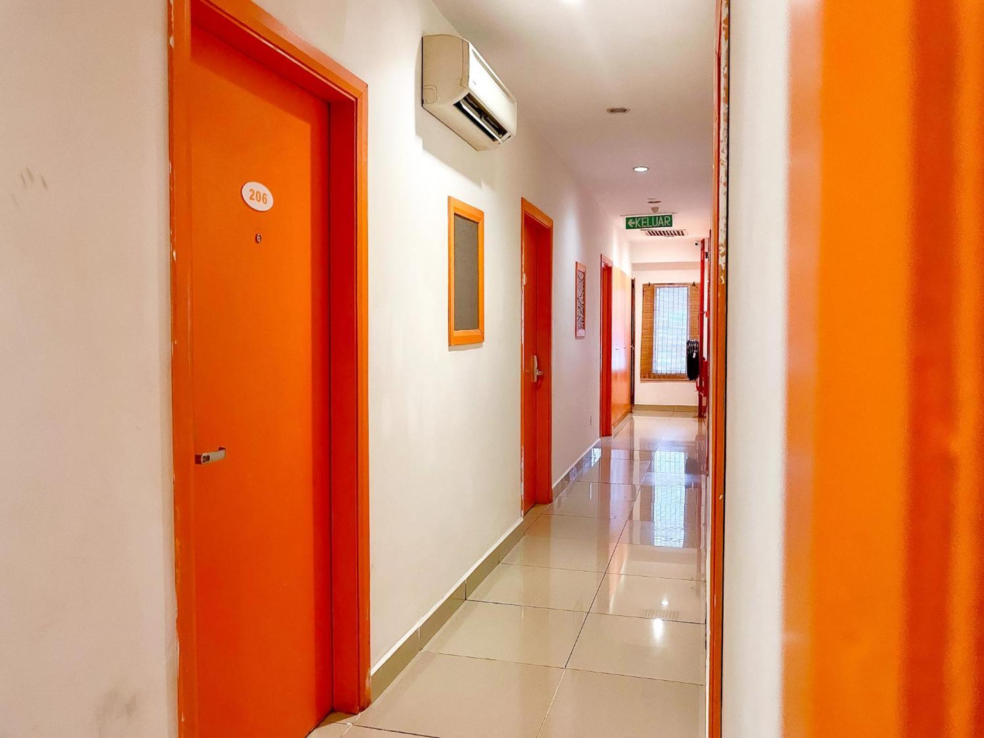 1 Hotel Taman Connaught Kuala Lumpur Zewnętrze zdjęcie