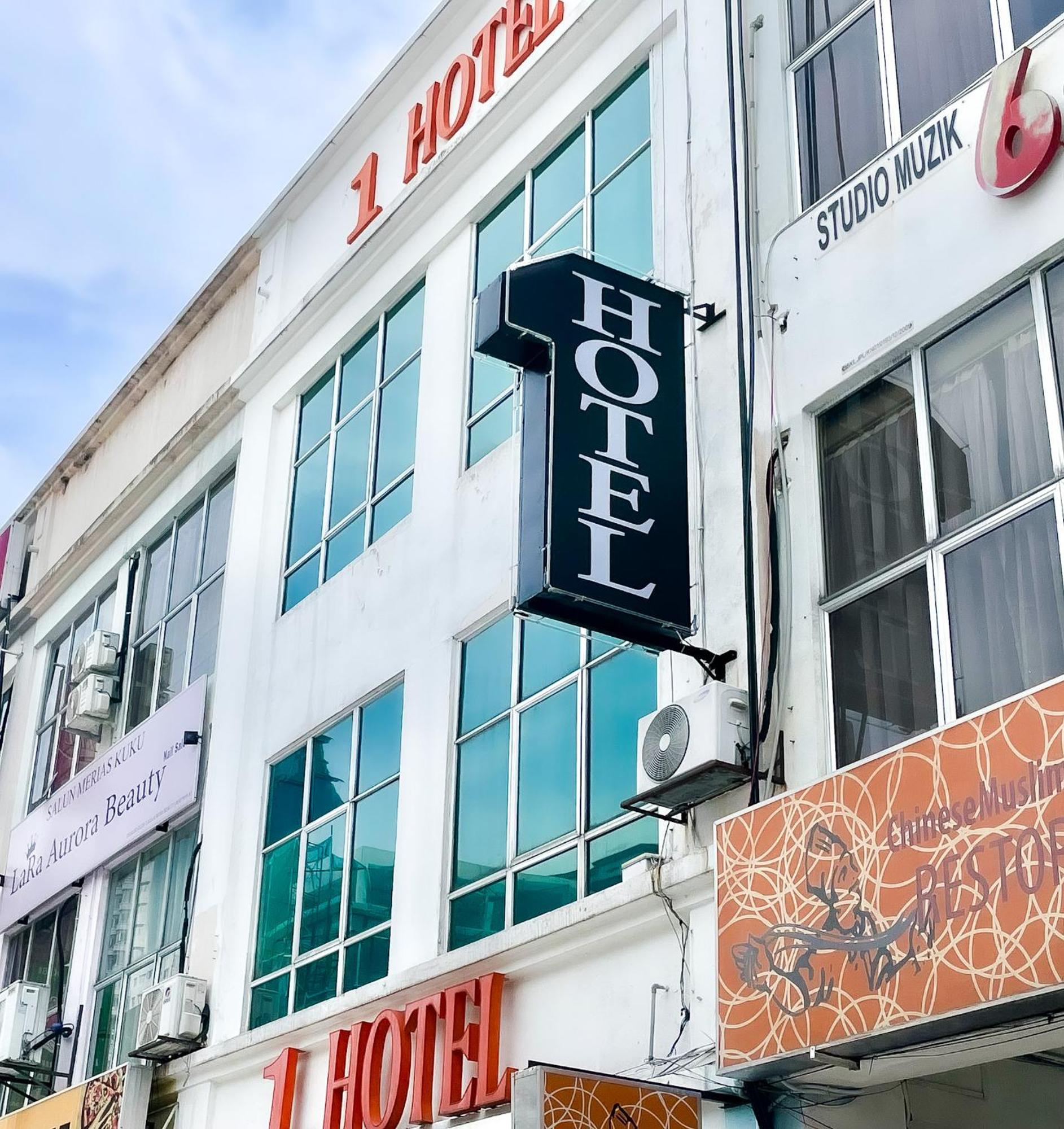 1 Hotel Taman Connaught Kuala Lumpur Zewnętrze zdjęcie