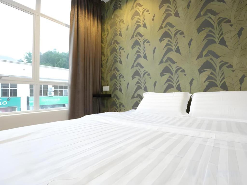 1 Hotel Taman Connaught Kuala Lumpur Zewnętrze zdjęcie